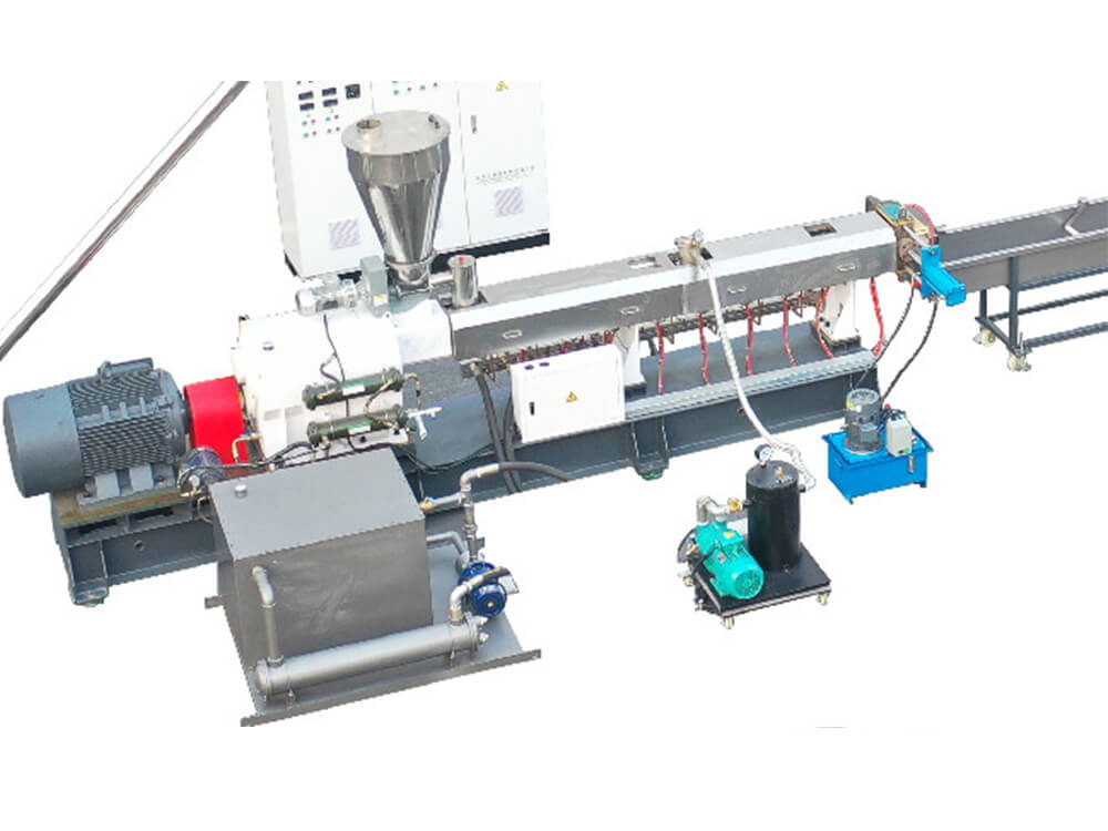 Advantages of PVC plastic granulator